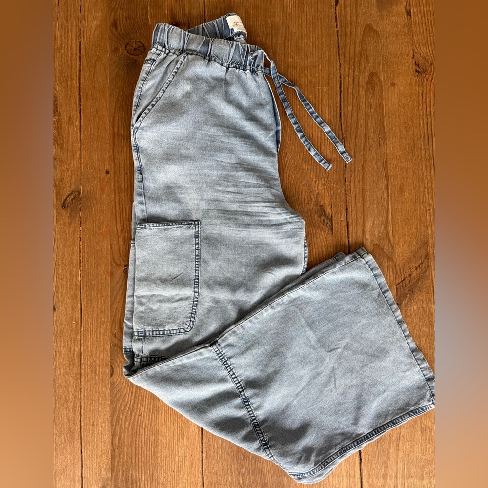 Anthropologie Pull-On Wide-Leg Cargo Pants